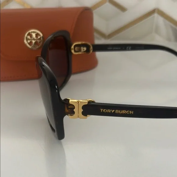 Tory Burch Brown Sunglasses - Picture 2 of 6